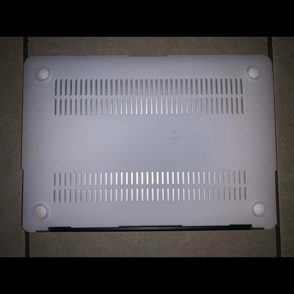 Apple MacBook Air - Picture 6 of 6